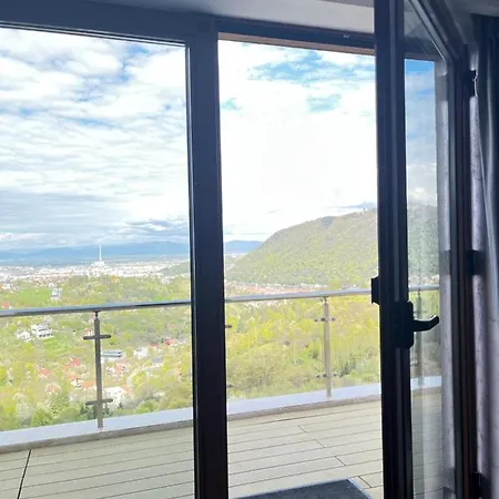 Seasons-top Of The * Brasov