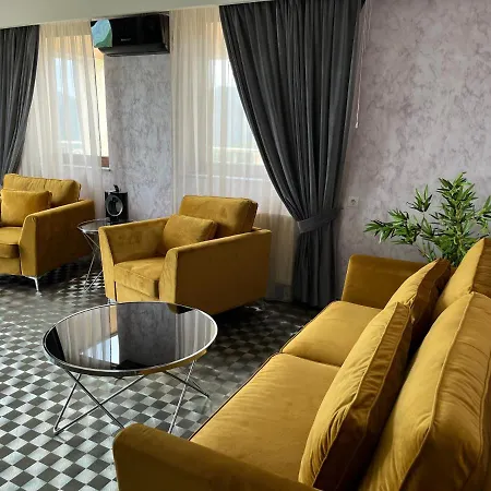 Apartment Seasons-top Of The