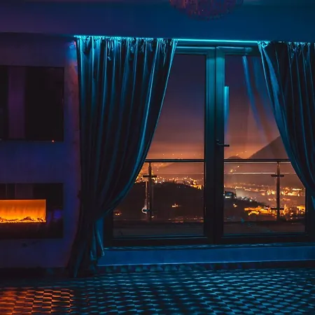 Apartment Seasons-top Of The