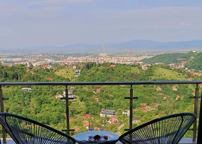 公寓 Seasons-top Of The *