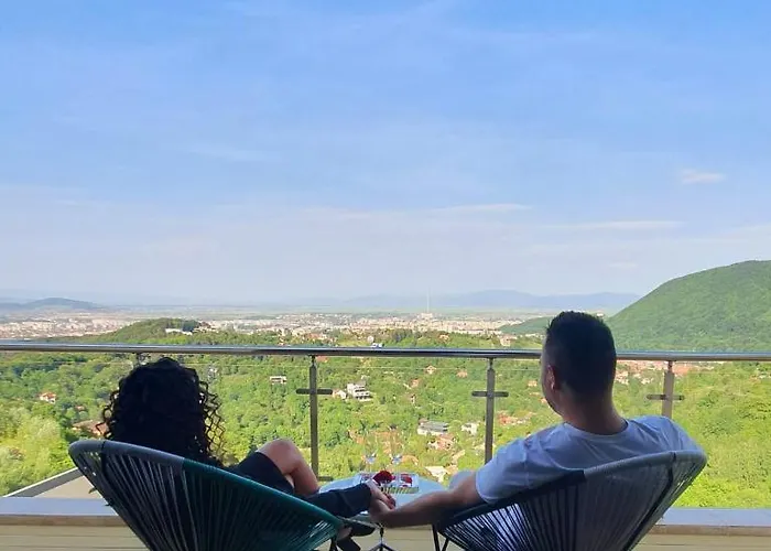 Seasons-top Of The 公寓