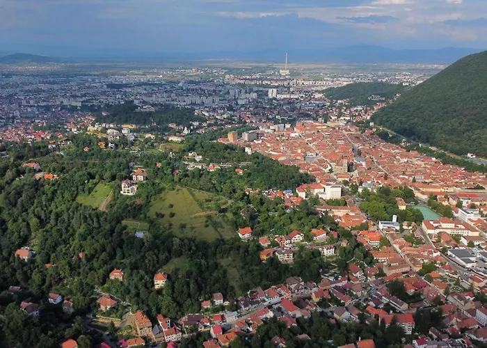 Seasons-top Of The Daire Braşov